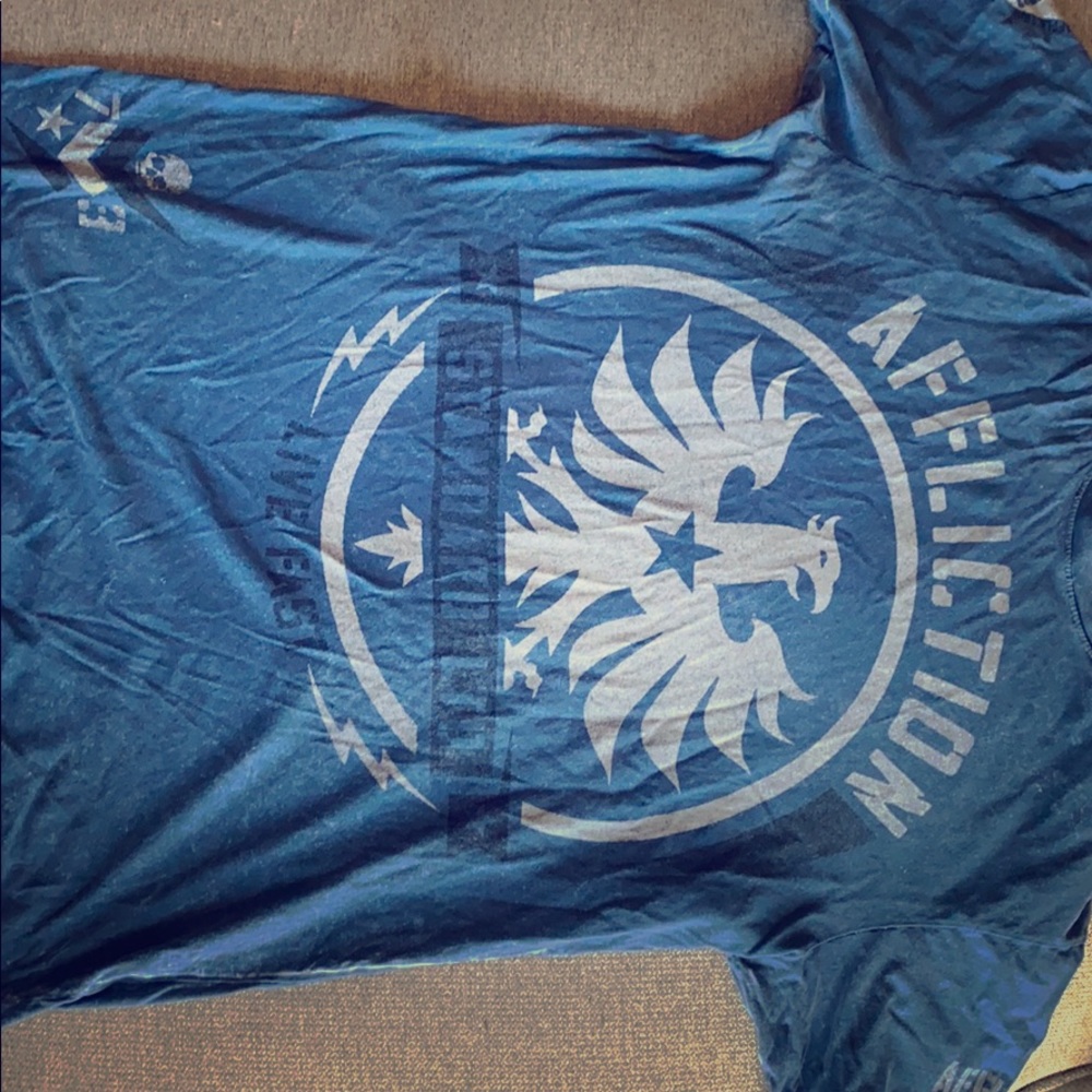 Affliction shirt (reversible)